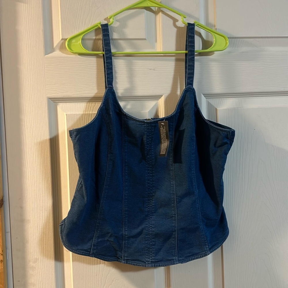 DEREK HEART PLUS SIZE DENIM LOOK CAMI TOP: NEW WITH TAGS: SIZE 1X